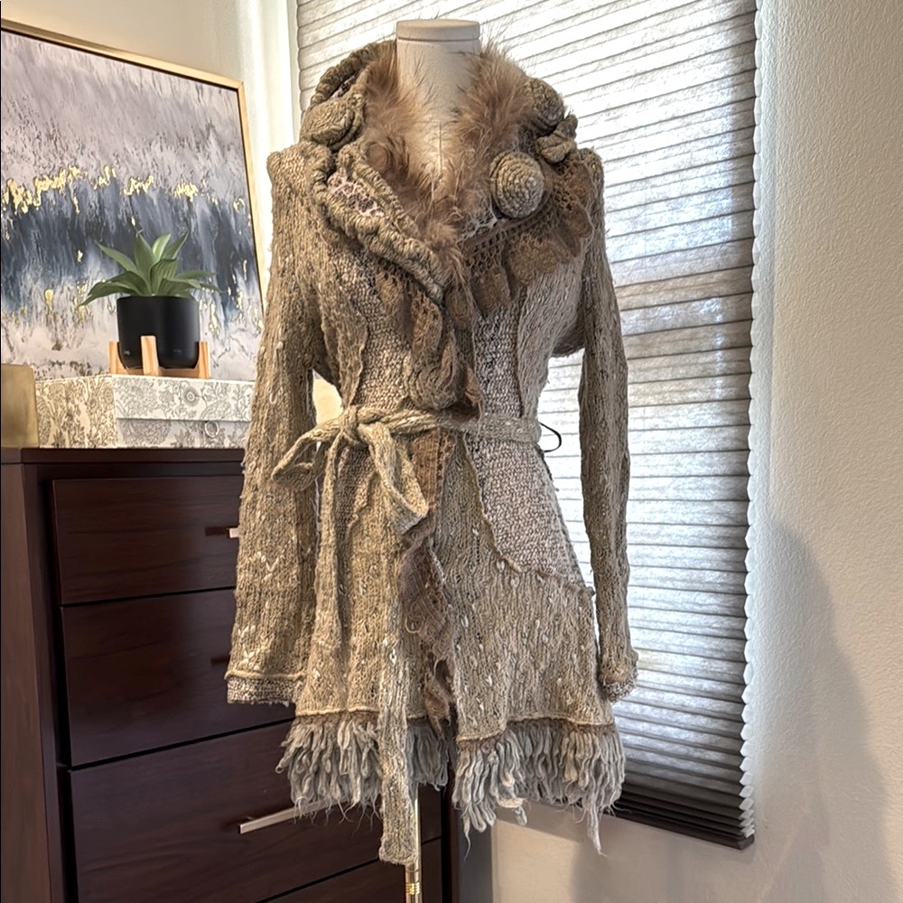 Alberto Makali Textured Cardigan with Fur Trim. Size M